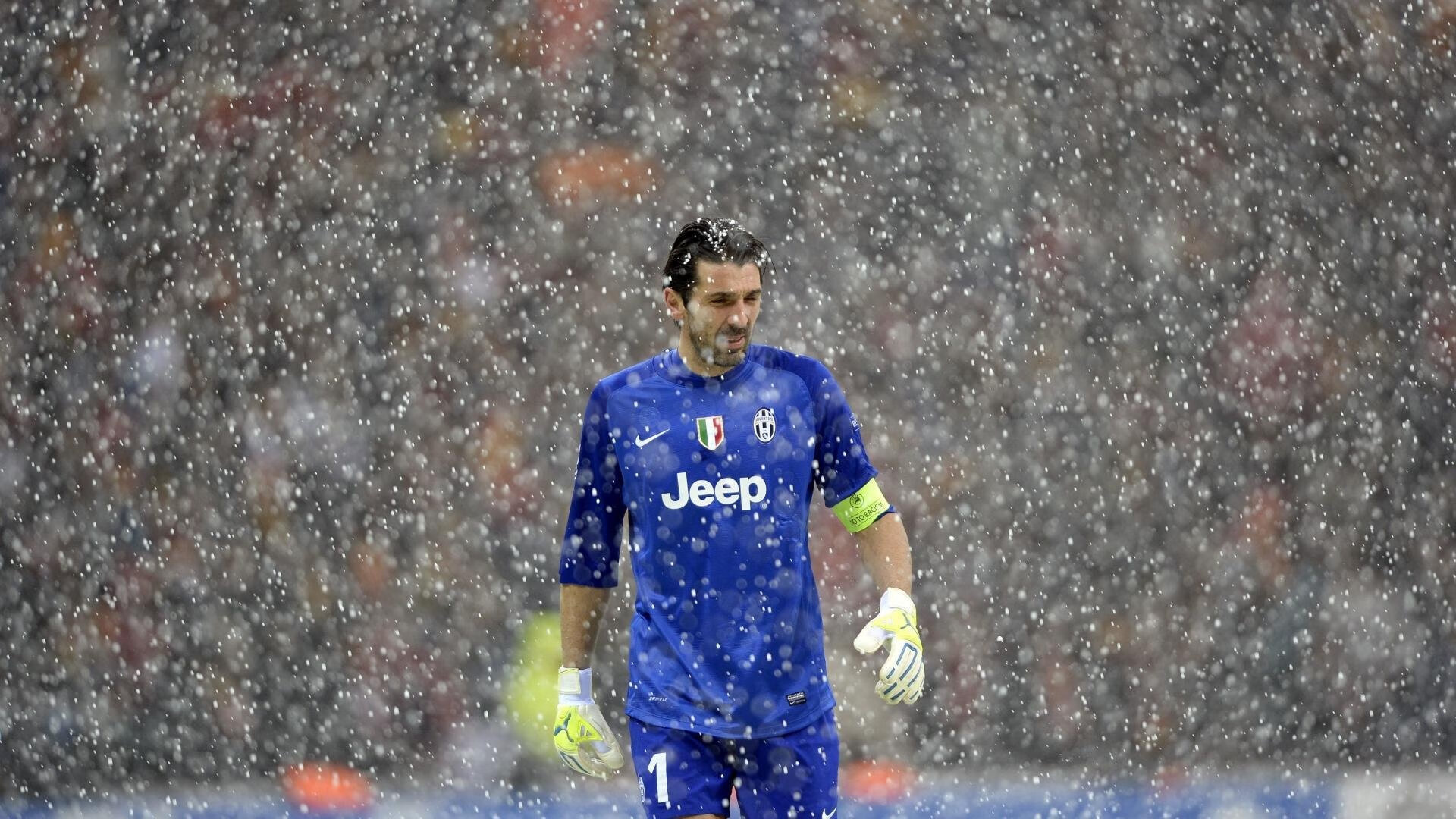 开云APP-西决生死战之夜,当乔治成为洛杉矶的孤胆风暴